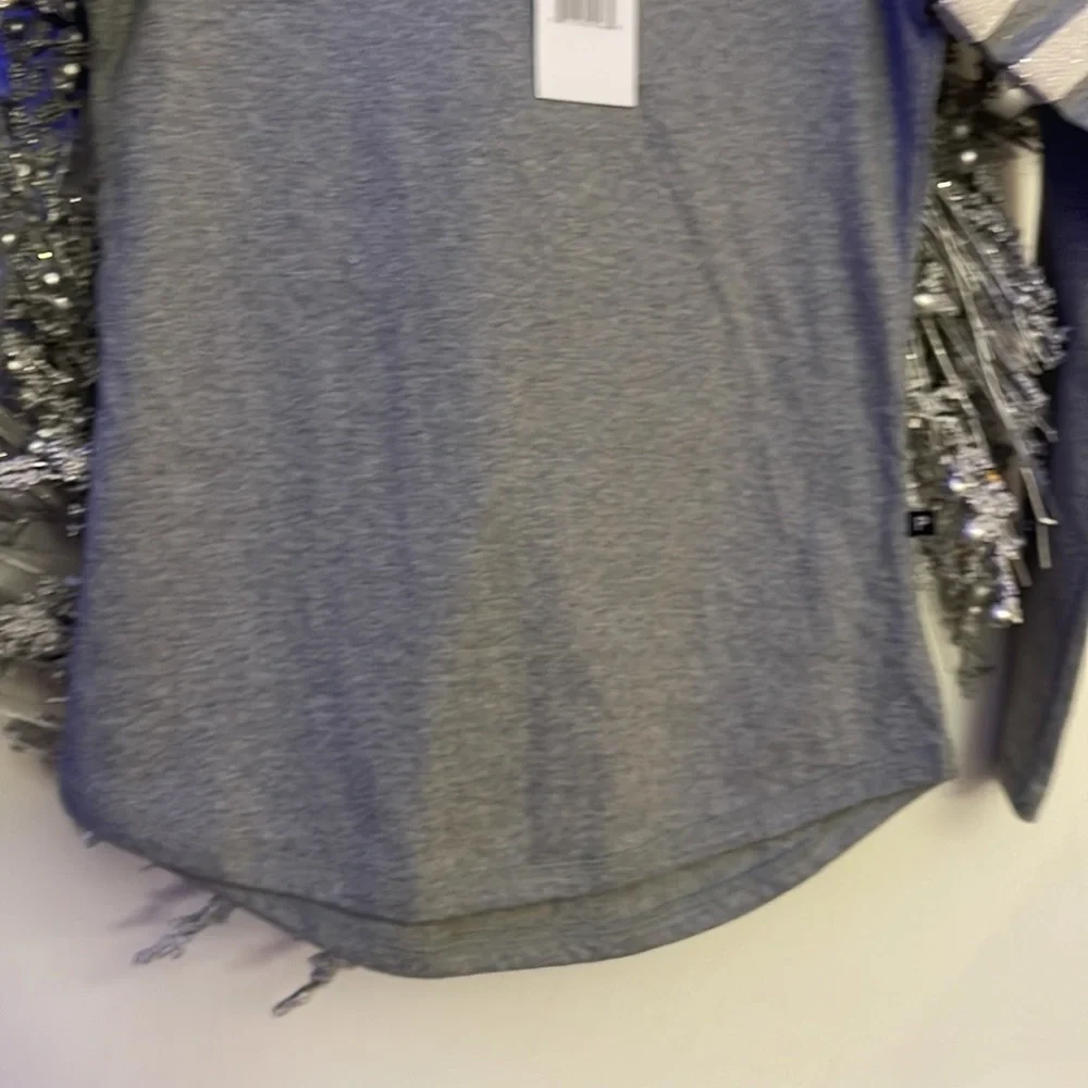 Top - Picture 5 of 6